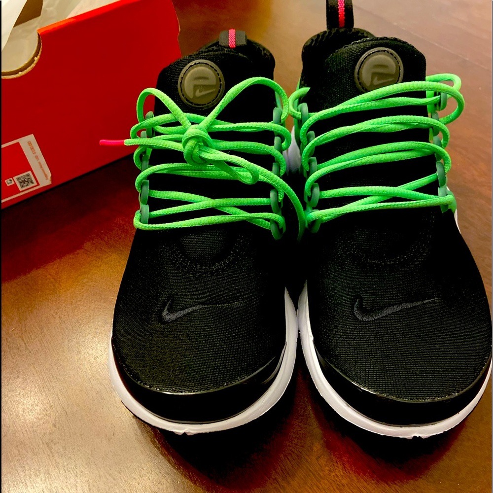 ✨Super Cute Nike PRESTO💚💚💚 Brand New w/ box, Never Worn